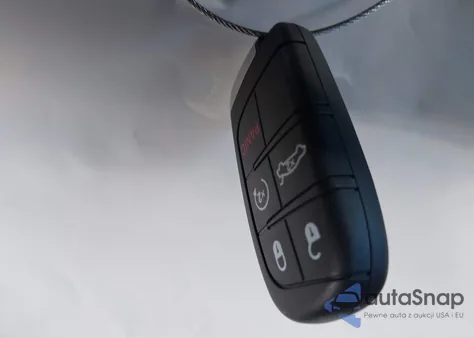 2019 Chrysler 300 300S from USA, damaged, VIN 2C3CCABG3KH566001